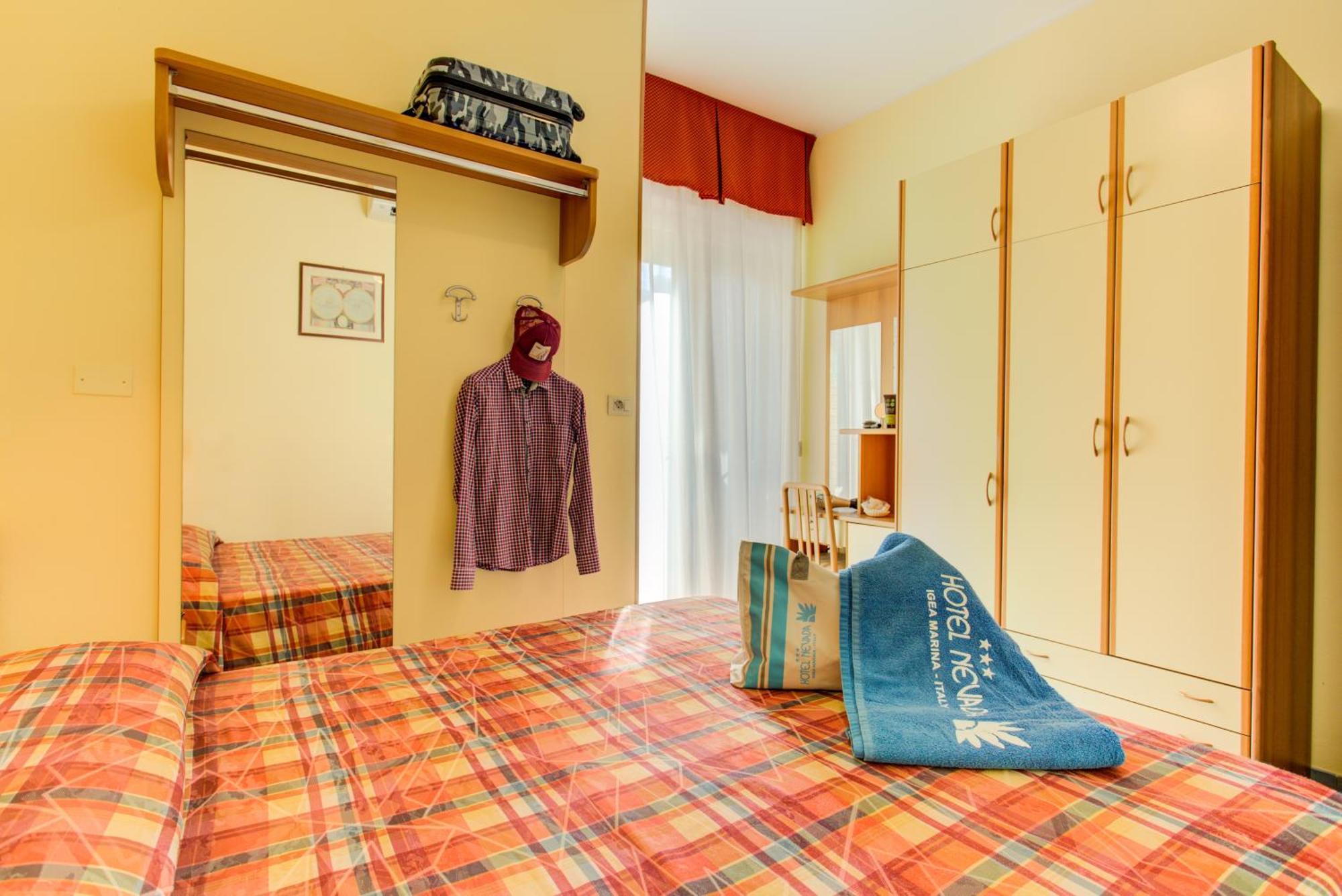 Hotel Nevada Белларія-Іджеа-Марина Екстер'єр фото